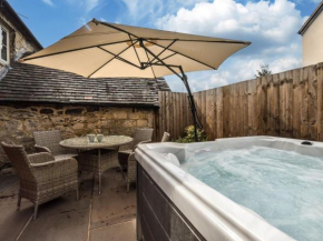 2 Bed in Brassington 77632